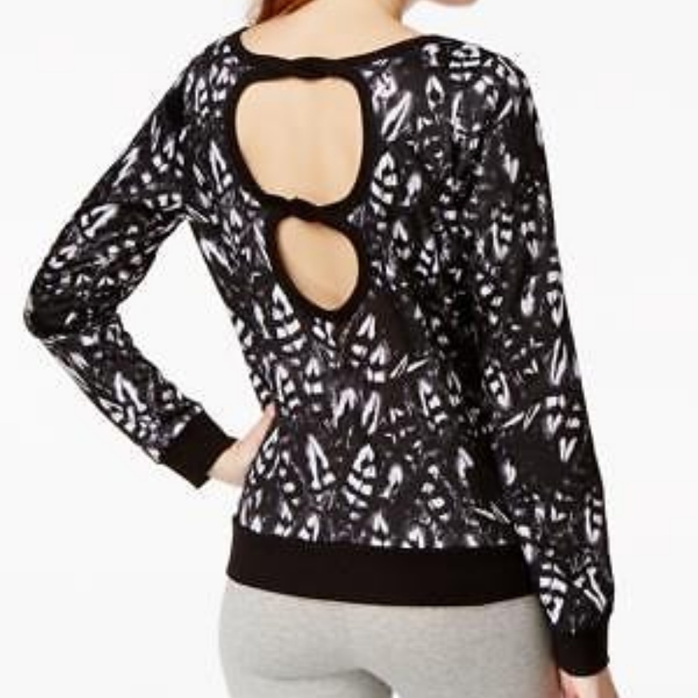 NWOT Large Jessica Simpson Sweatshirt